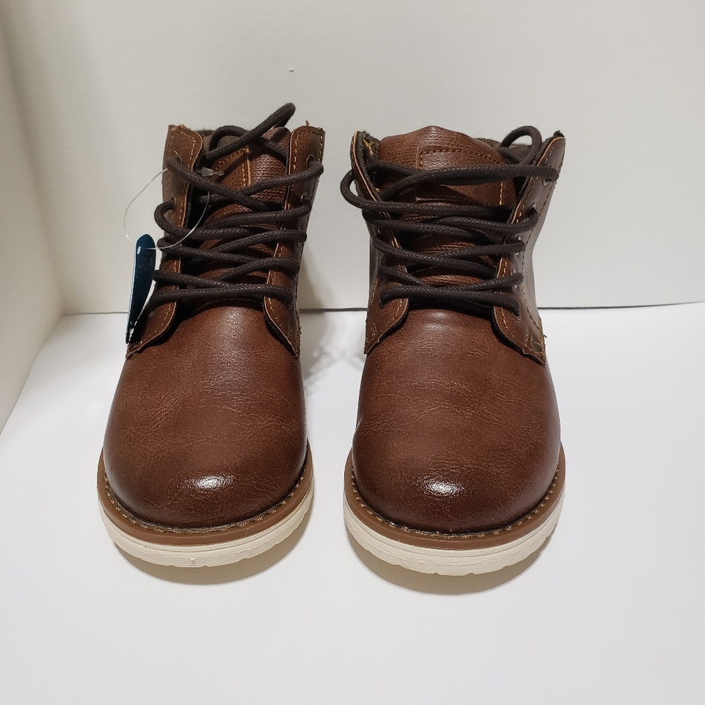 Boys Arizona Jean Co. Nash Boots.